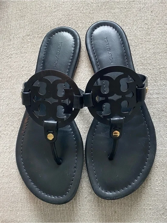 Tory Burch Patent Miller Thong Sandal - Black - Picture 2 of 4